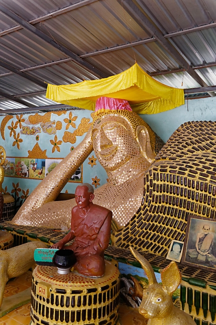 Wat Pa Maha Chedi Kaew-024